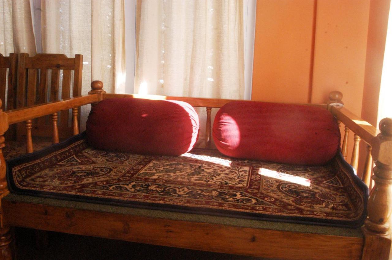 World Roof Hotel Hunza Karimabad  Exterior photo